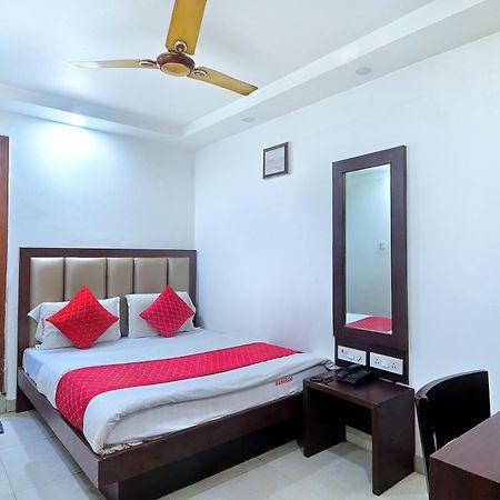 Hotel Maharani Lodge New Delhi Exterior photo