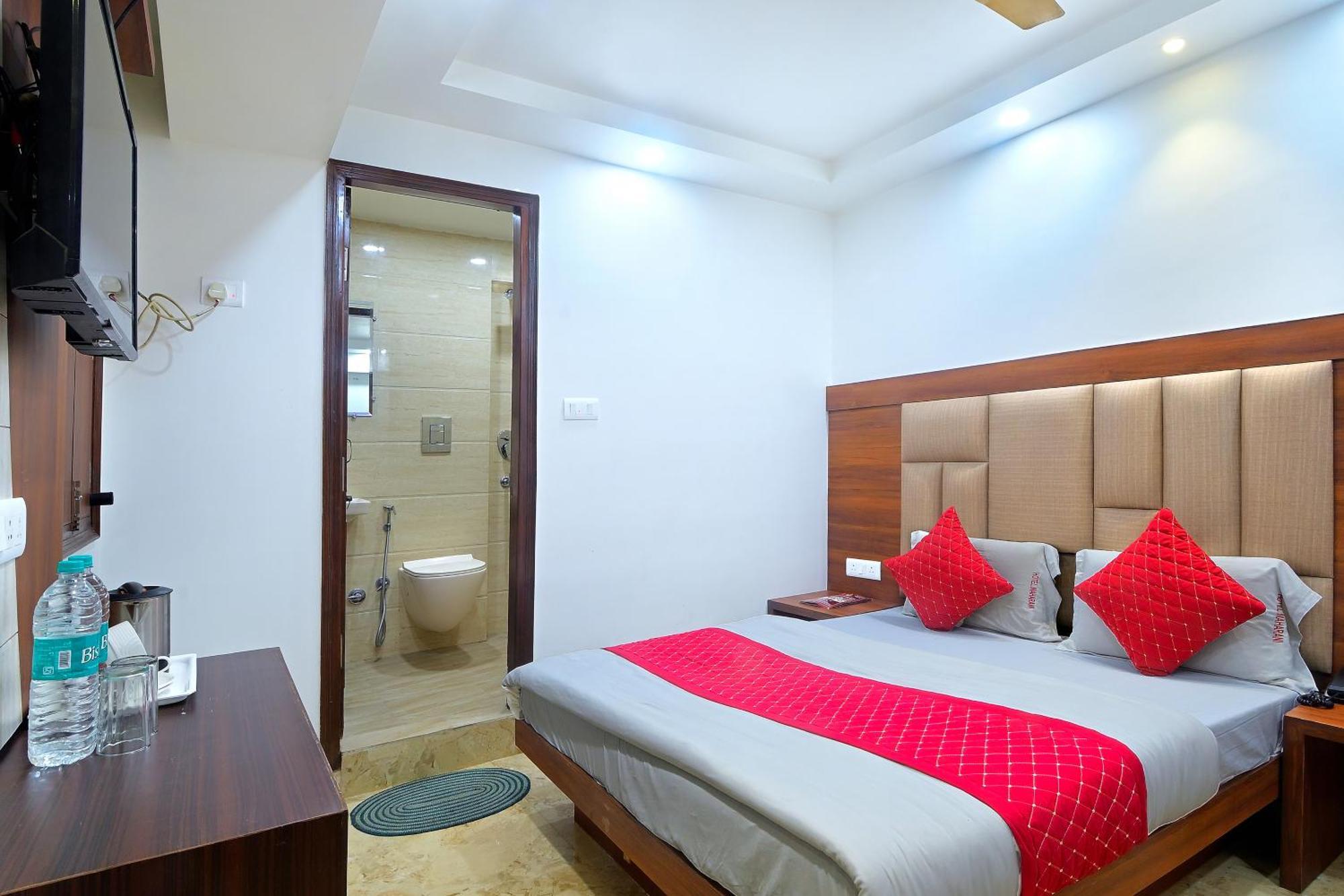 Hotel Maharani Lodge New Delhi Exterior photo