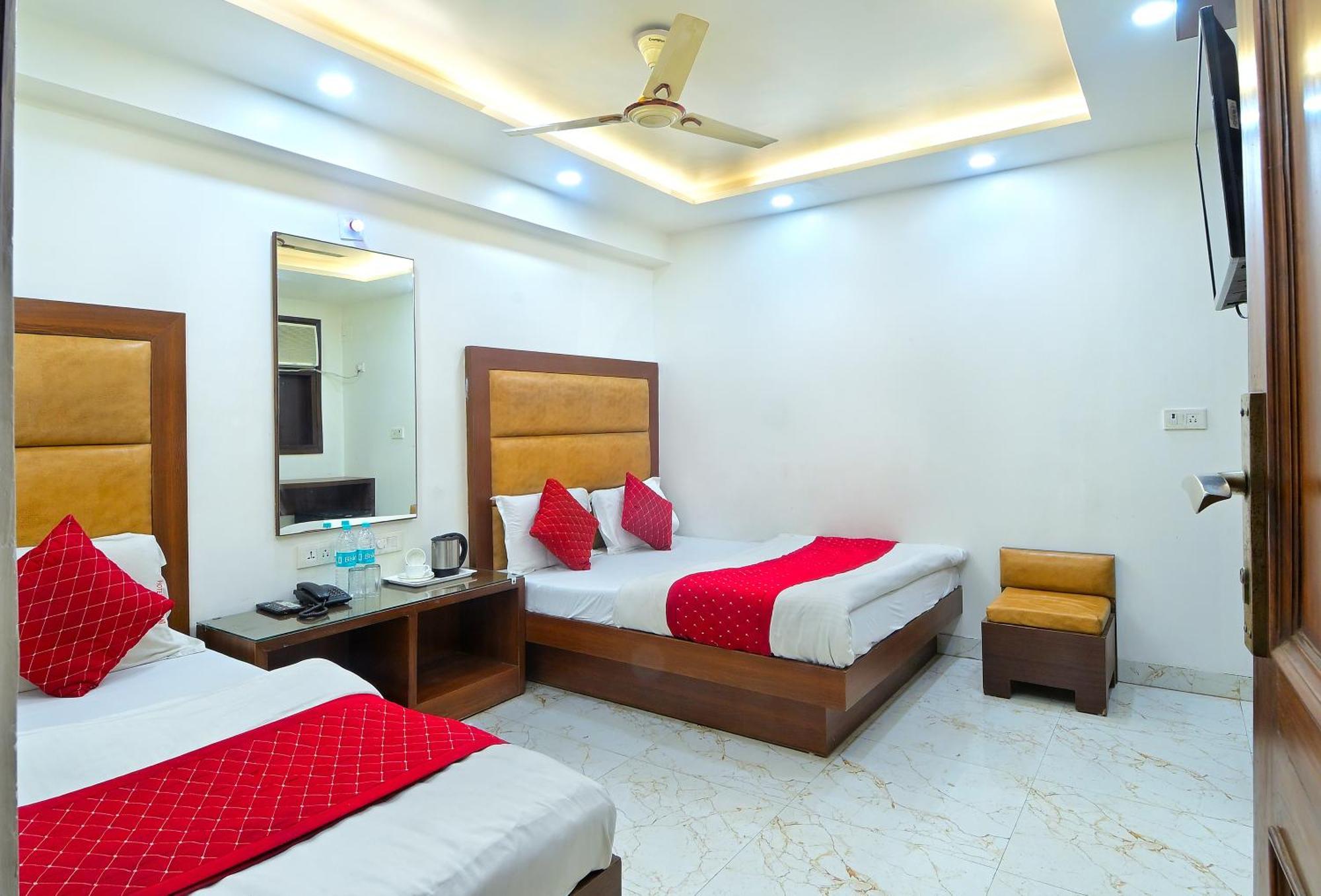 Hotel Maharani Lodge New Delhi Exterior photo